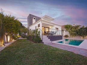 Modern Villa near Costabella beach